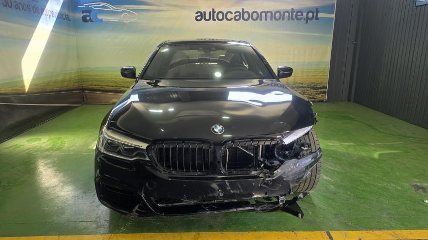 BMW 530e i Performance Pack M - Auto Cabomonte Compra e Venda de Salvados