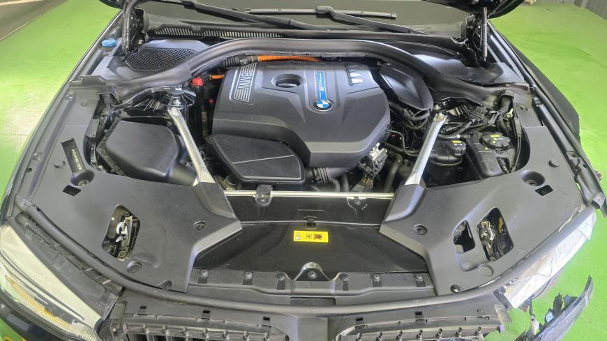 BMW 530e i Performance Pack M - Auto Cabomonte Compra e Venda de Salvados