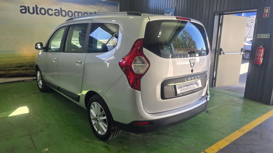 Dacia Lodgy 1.5 DCI Confort + 7 Lugares - Auto Cabomonte Compra e Venda de Salvados