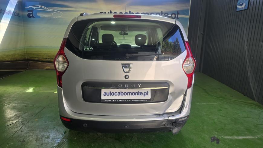 Dacia Lodgy 1.5 DCI Confort + 7 Lugares - Auto Cabomonte Compra e Venda de Salvados