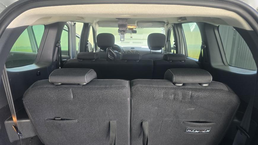 Dacia Lodgy 1.5 DCI Confort + 7 Lugares - Auto Cabomonte Compra e Venda de Salvados