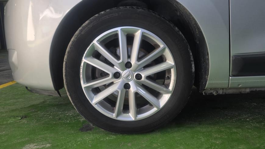 Dacia Lodgy 1.5 DCI Confort + 7 Lugares - Auto Cabomonte Compra e Venda de Salvados