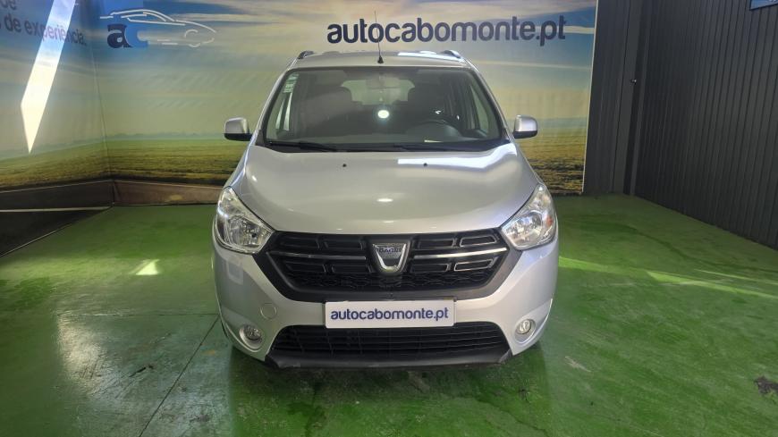 Dacia Lodgy 1.5 DCI Confort + 7 Lugares - Auto Cabomonte Compra e Venda de Salvados