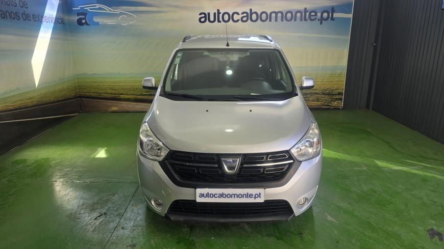 Dacia Lodgy 1.5 DCI Confort + 7 Lugares - Auto Cabomonte Compra e Venda de Salvados