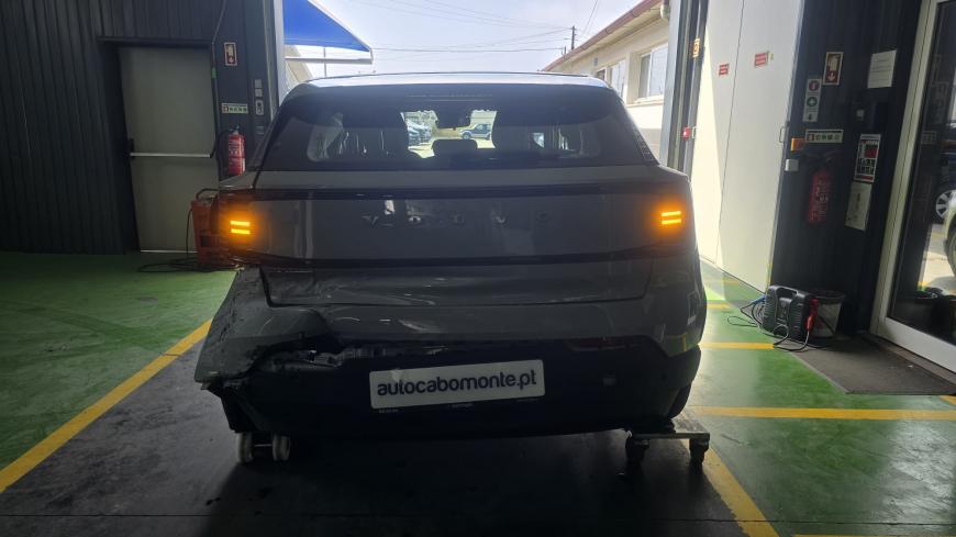 Volvo EX30 69 KWH - Auto Cabomonte Compra e Venda de Salvados