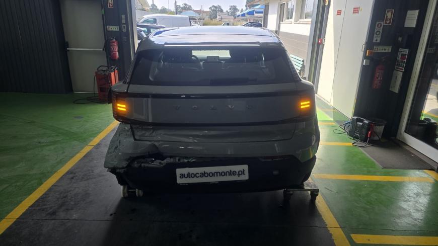 Volvo EX30 69 KWH - Auto Cabomonte Compra e Venda de Salvados