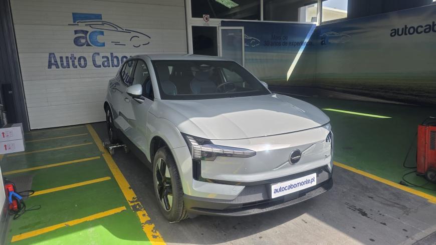 Volvo EX30 69 KWH - Auto Cabomonte Compra e Venda de Salvados