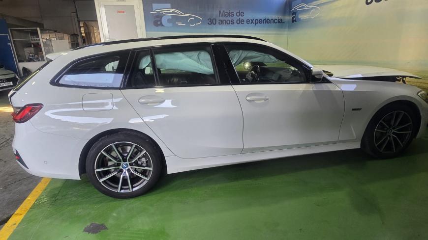 BMW 330e Plug-IN - Auto Cabomonte Compra e Venda de Salvados