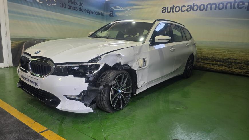 BMW 330e Plug-IN - Auto Cabomonte Compra e Venda de Salvados