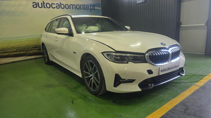 BMW 330e Plug-IN - Auto Cabomonte Compra e Venda de Salvados