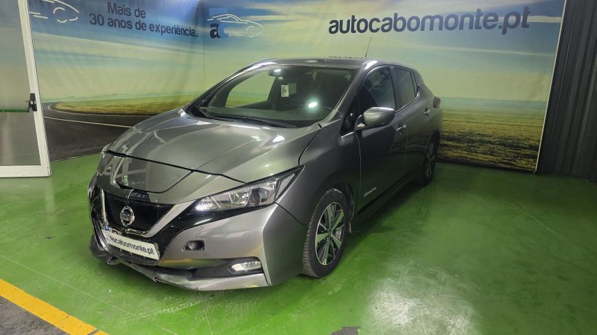 Nissan Leaf 40 KWh - Auto Cabomonte Compra e Venda de Salvados