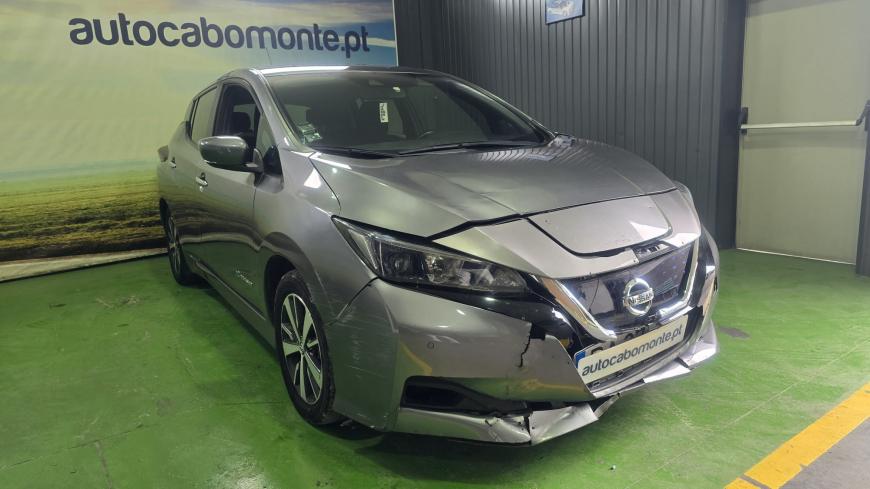 Nissan Leaf 40 KWh - Auto Cabomonte Compra e Venda de Salvados