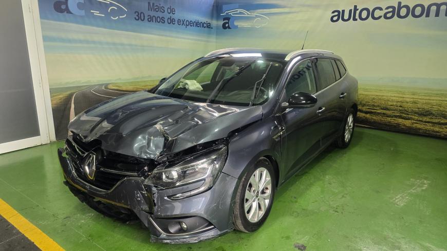 Renault Megane ST 1.5 DCI Limited - Auto Cabomonte Compra e Venda de Salvados