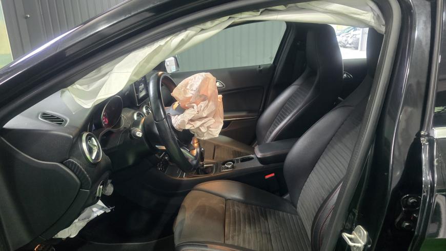 Mercedes - Benz A 180 CDI AMG - Auto Cabomonte Compra e Venda de Salvados