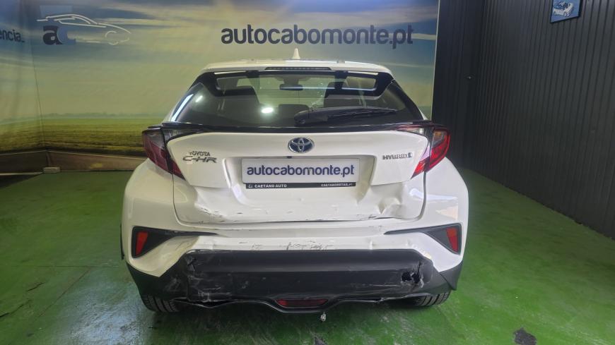 Toyota CH-R 1.8 HSD  - Auto Cabomonte Compra e Venda de Salvados