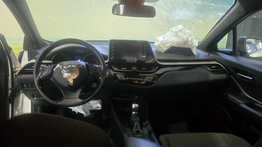 Toyota CH-R 1.8 HSD  - Auto Cabomonte Compra e Venda de Salvados