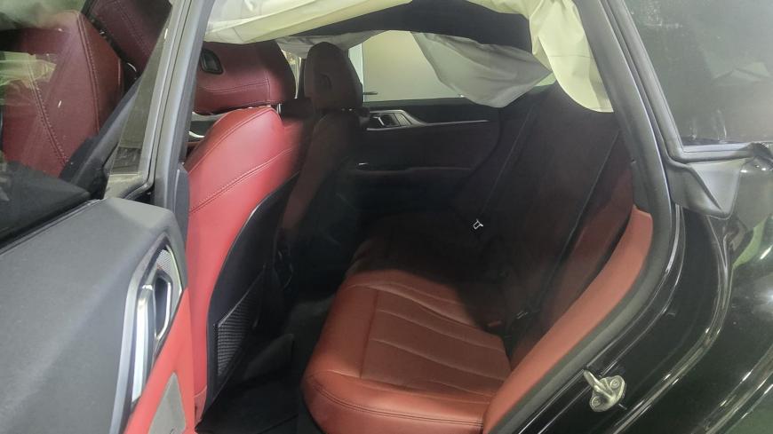 BMW I4 Pack M  - Auto Cabomonte Compra e Venda de Salvados
