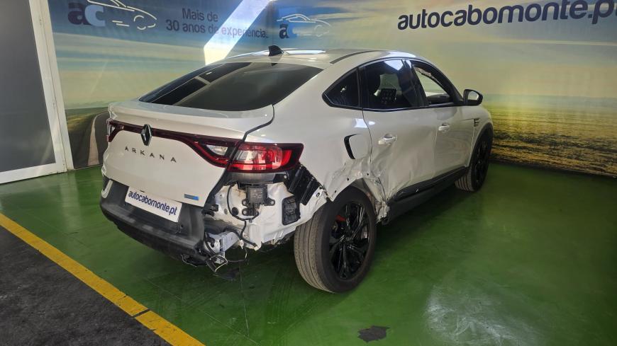 Renault Arkana 1.6 E-Tech R.S-Line  - Auto Cabomonte Compra e Venda de Salvados