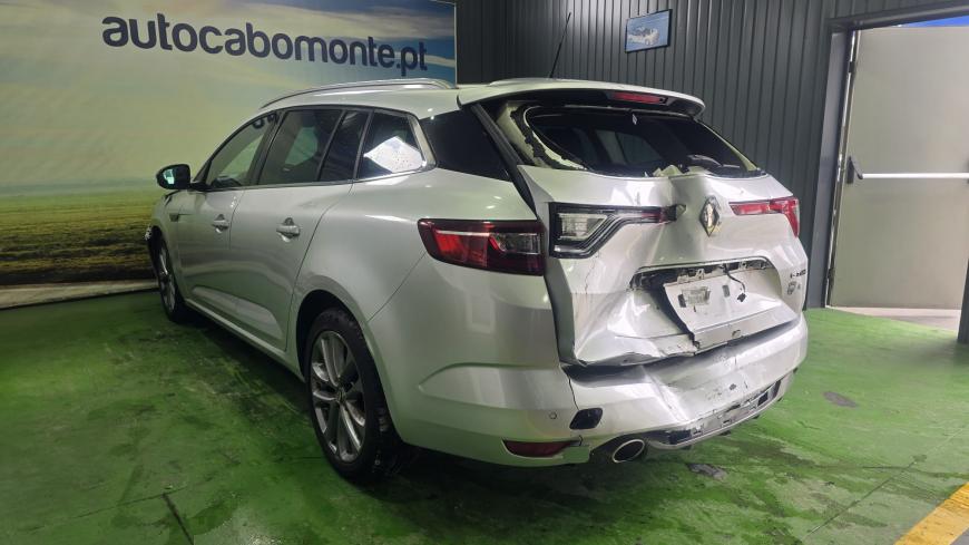 Renault Mégane ST 1.5 DCI GT-Line - Auto Cabomonte Compra e Venda de Salvados