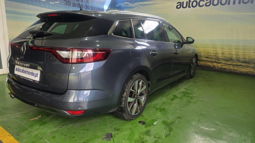 Renault Megane ST TCE Bose Edition - Auto Cabomonte Compra e Venda de Salvados