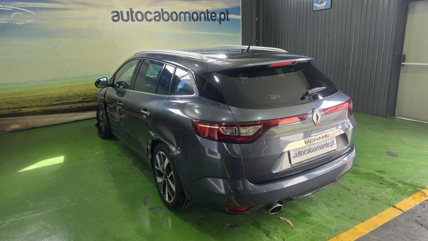Renault Megane ST TCE Bose Edition - Auto Cabomonte Compra e Venda de Salvados