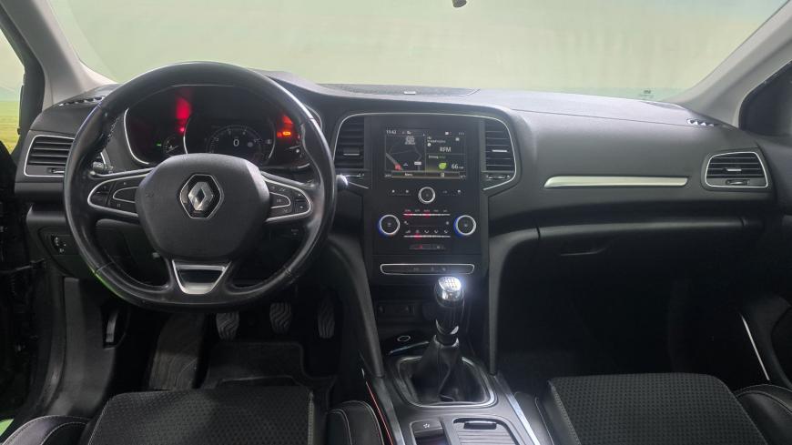 Renault Megane ST TCE Bose Edition - Auto Cabomonte Compra e Venda de Salvados