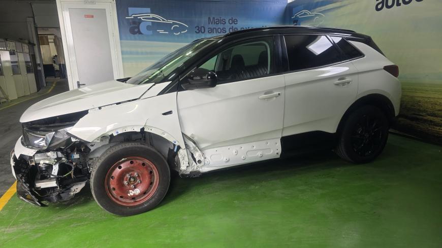 Opel Grandland X 1.5 CDTI  - Auto Cabomonte Compra e Venda de Salvados