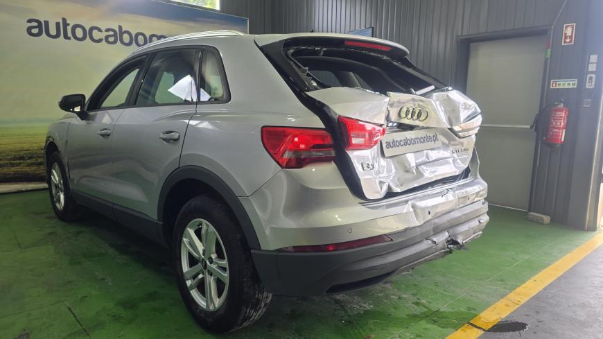 Audi Q3 45 TFSIe S-Tronic - Auto Cabomonte Compra e Venda de Salvados