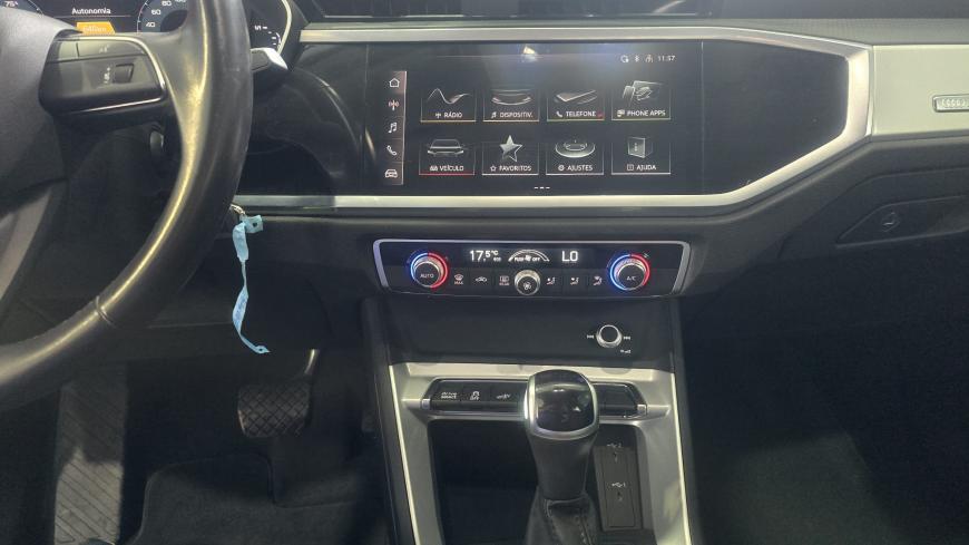 Audi Q3 45 TFSIe S-Tronic - Auto Cabomonte Compra e Venda de Salvados