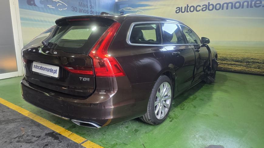 Volvo V90 T8 Twin Engine Plug-In  391CV - Auto Cabomonte Compra e Venda de Salvados