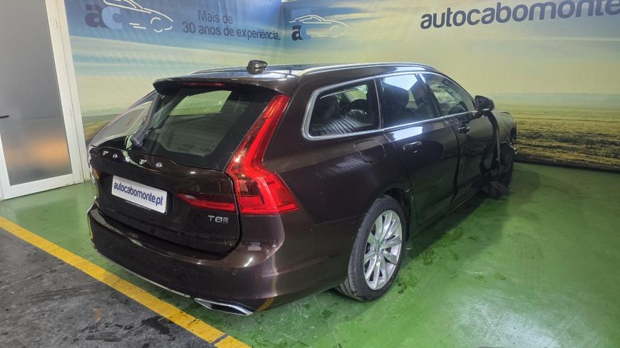 Volvo V90 T8 Twin Engine Plug-In  391CV - Auto Cabomonte Compra e Venda de Salvados