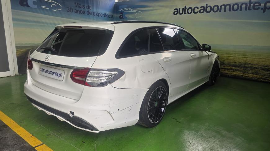 Mercedes - Benz C 300h AMG Line  Hibrido/Gasoleo - Auto Cabomonte Compra e Venda de Salvados