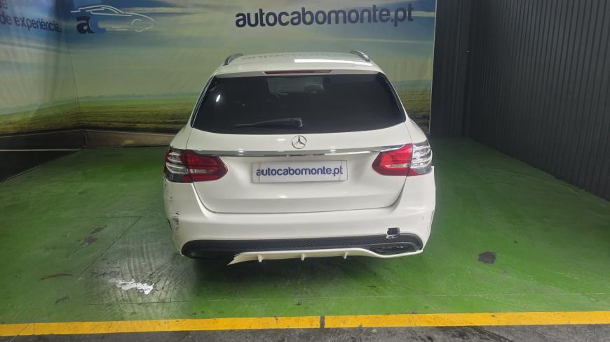 Mercedes - Benz C 300h AMG Line  Hibrido/Gasoleo - Auto Cabomonte Compra e Venda de Salvados