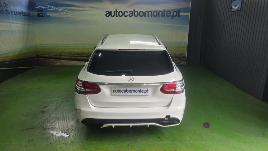 Mercedes - Benz C 300h AMG Line  Hibrido/Gasoleo - Auto Cabomonte Compra e Venda de Salvados