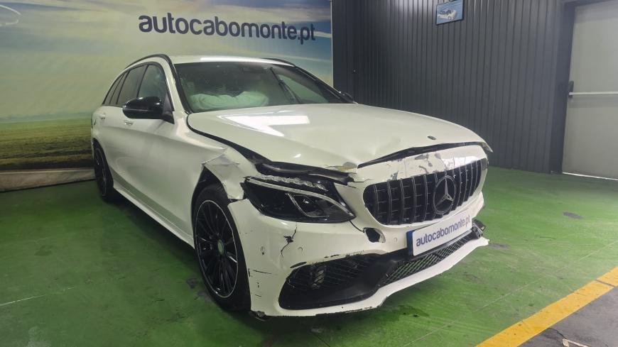 Mercedes - Benz C 300h AMG Line  Hibrido/Gasoleo - Auto Cabomonte Compra e Venda de Salvados