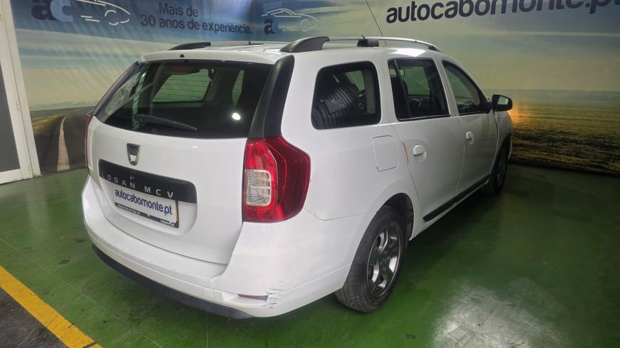Dacia Logan MCV 0.9 Confort - Auto Cabomonte Compra e Venda de Salvados