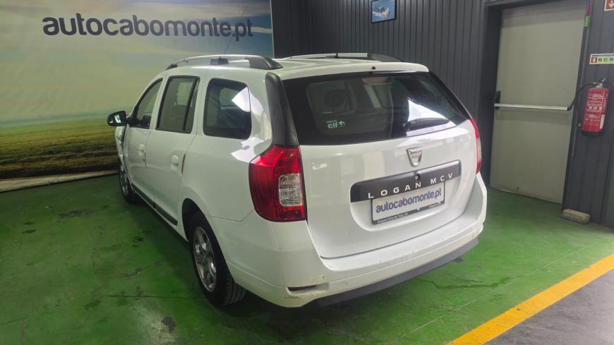 Dacia Logan MCV 0.9 Confort - Auto Cabomonte Compra e Venda de Salvados