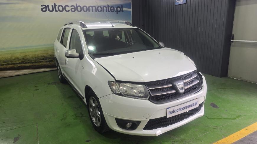 Dacia Logan MCV 0.9 Confort - Auto Cabomonte Compra e Venda de Salvados