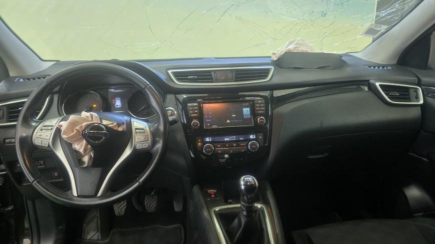Nissan Qashqai 1.6 DCI  - Auto Cabomonte Compra e Venda de Salvados